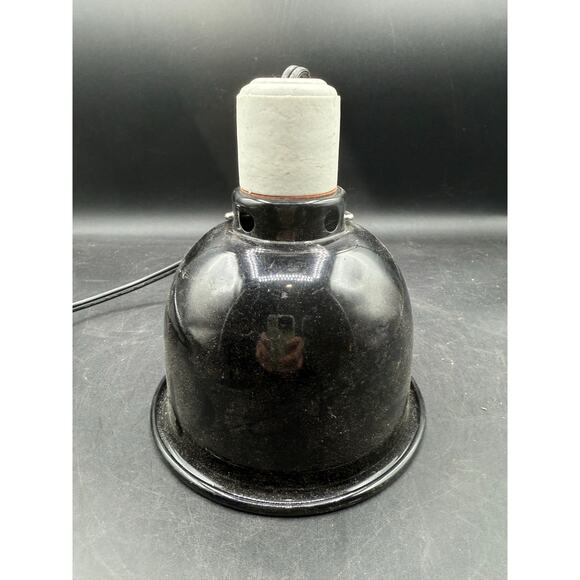 Fluker’s Sun Dome Reptile Lamp – 8.5” Diameter (Used) - Picture 6 of 6